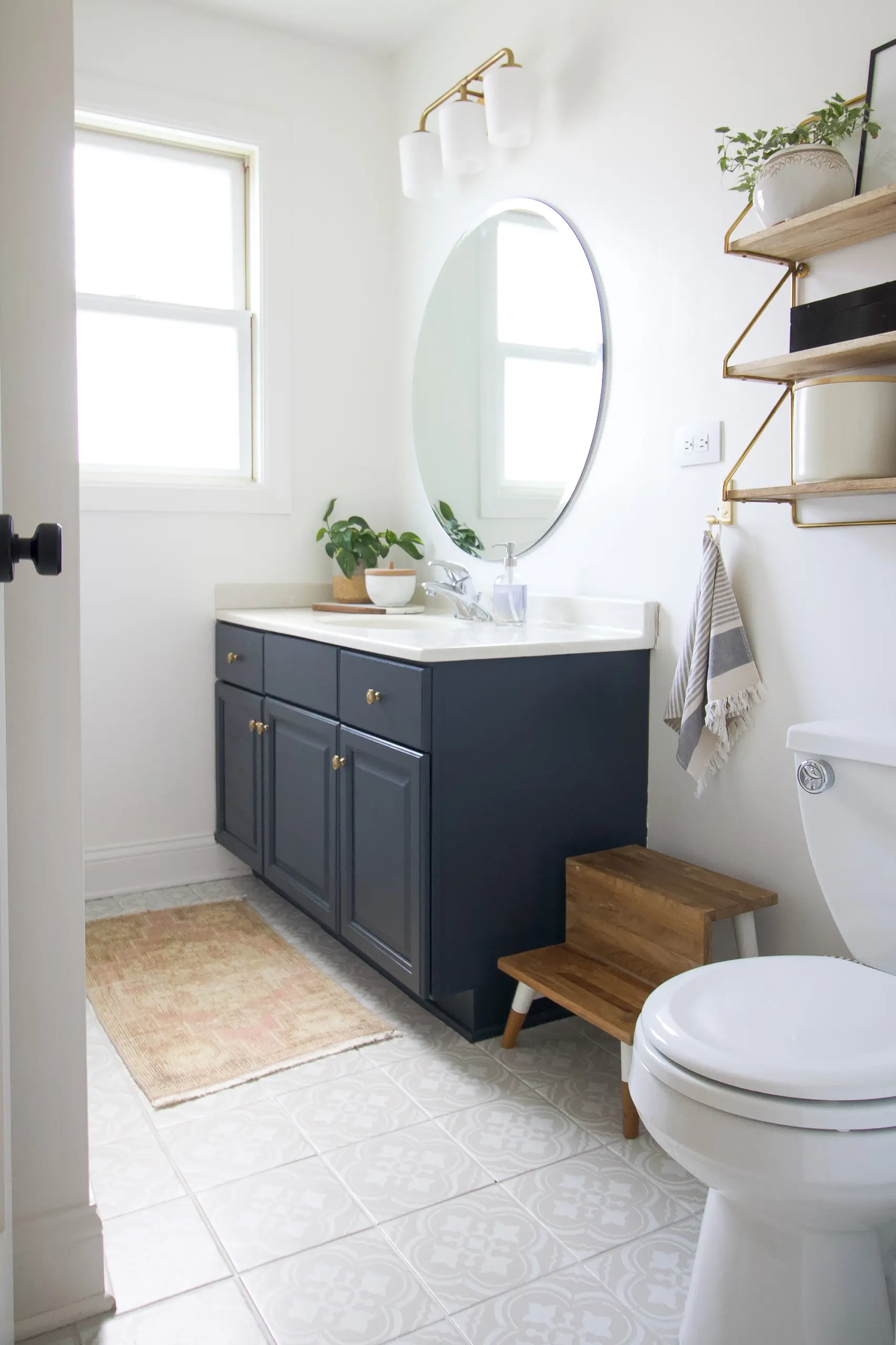 painted bathroom tiles before and after